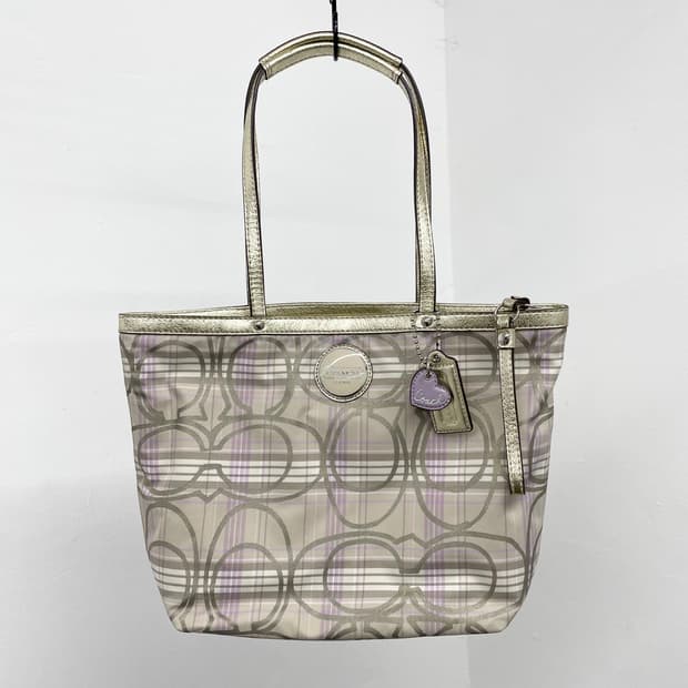 코치 라벤더 히메갸루 로고 패턴 숄더백