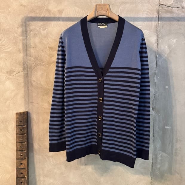 살바토레 페라가모 가디건 66~77