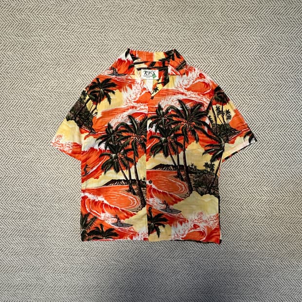 VINTAGE usa made hawaiian shirt