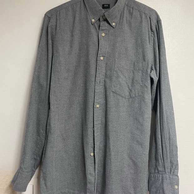 유니클로 그레이 셔츠