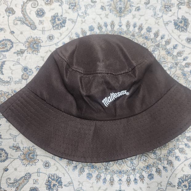 maltesers 몰티져스 버킷햇 브라운