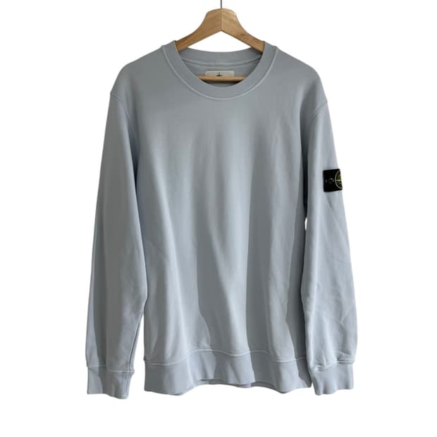 스톤아일랜드 스카이블루 와펜 크루넥 스웻