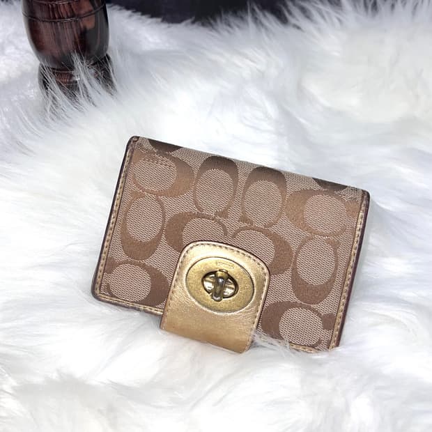 90s coach 시그니처 턴락 골드 캔버스 레더 월렛 반지갑