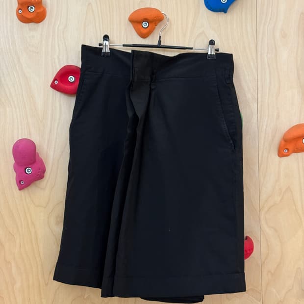 꼼데가르송. 폴딩. 팬츠. 쇼츠. S