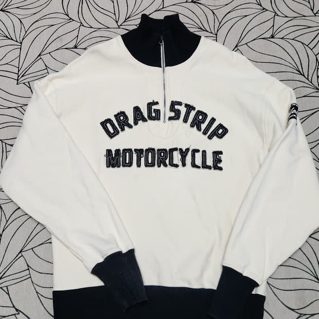 아웃스탠딩 하프집업 스웻셔츠 L사이즈