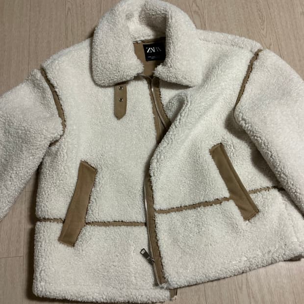 자라 양털 무스탕