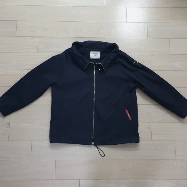 프라다 여성 블루종 바람막이 자켓 준 새상품✅️