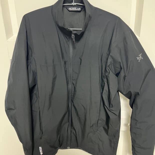 아크테릭스 솔라노 s 블랙