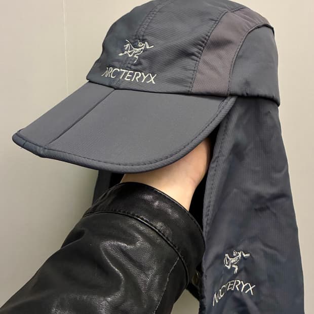 (F)90s 아크테릭스 빈티지 선플랩 쉴드 폴딩캡 캠프캡