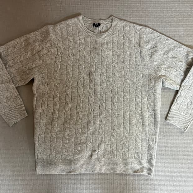 무료배송 1회 착용 - 유니클로 니트(라이트 그레이) XL