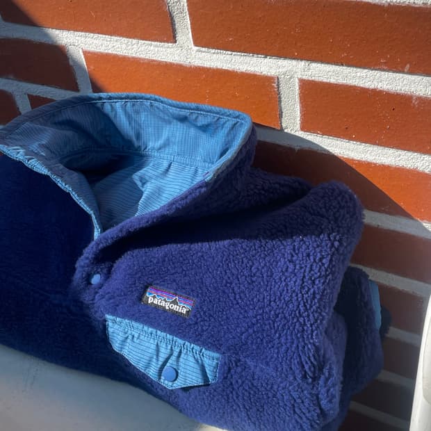 1990’s Patagonia Reversible snap