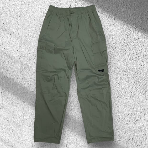 뉴발란스 카고 팬츠 올리브 그린 pants