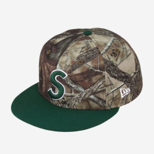 슈프림 x 뉴에라 S 로고 리얼트리