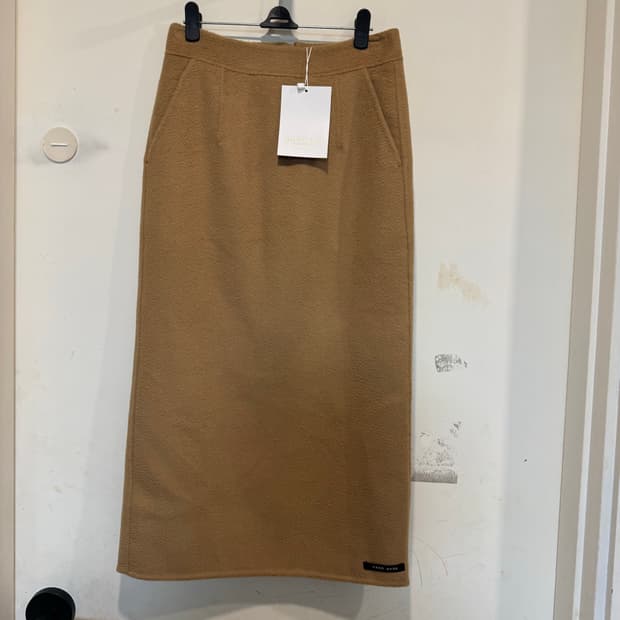 새상품 jull log 줄로그 울 캐시 스커트