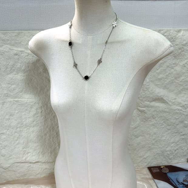 빈티지 고딕 에나멜 십자가 장식 목걸이