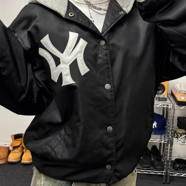 마제스틱 00s 뉴욕 양키즈 스타디움 점퍼 블랙