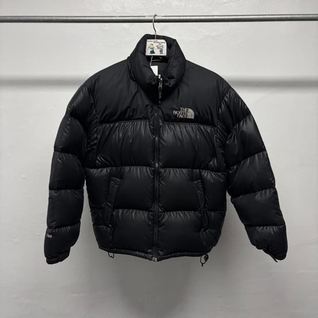 노스페이스 눕시 700 블랙