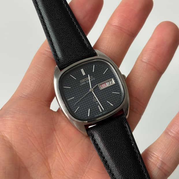 1980s Dark Navy Texture Dial Lord Quartz