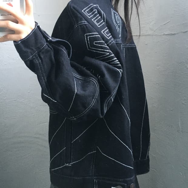 Supreme 슈프림 23FW 레이디얼 자수 트러커 