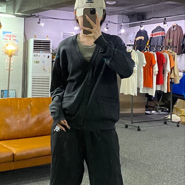 입생로랑 빈티지 브이넥 가디건 B5350
