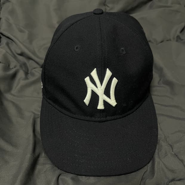빔즈x뉴에라 양키스 캡