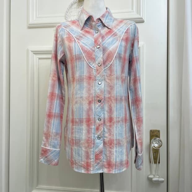 TOMMY GIRL signature check vintage shirt