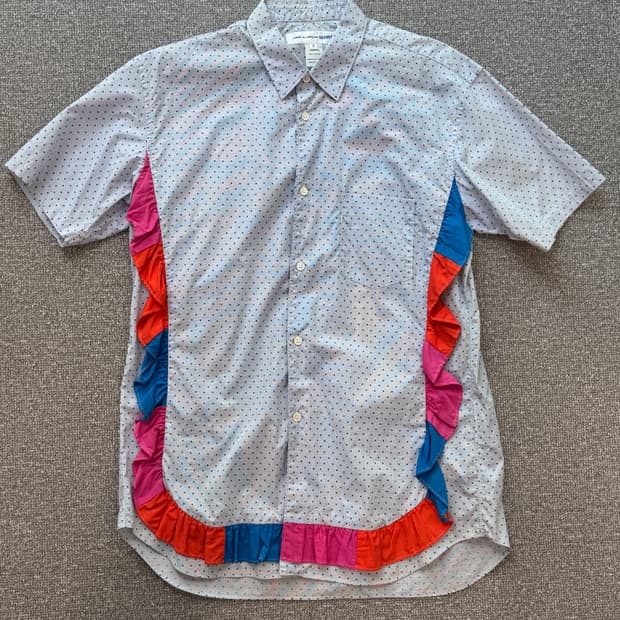 꼼데가르송 셔츠 라인 프릴 서커스 도트 하프 셔츠 M