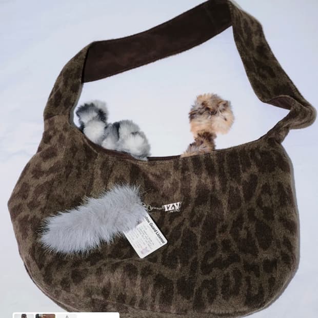 잇자바이브 REVERSIBLE LEOPARD BAG