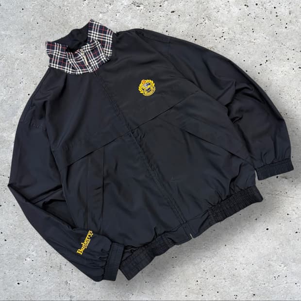 [100] 버버리 런던 블랙 체크 카라 바람막이 자켓 B719