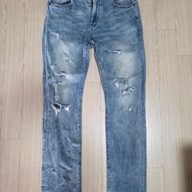 생로랑 디스트로이드 데님팬츠 