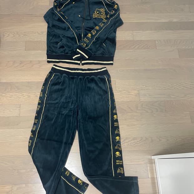 헬로키티 벨벳트레이닝세트
