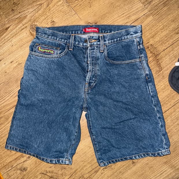 슈프림 데님 쇼츠
