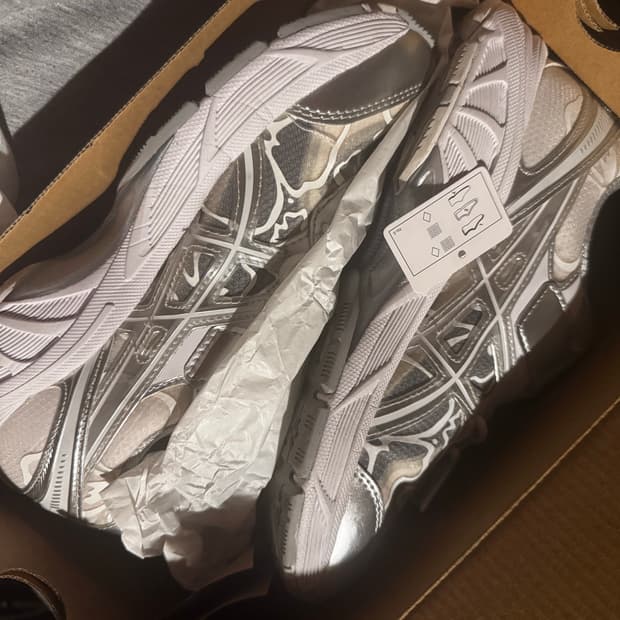 [GT-2160] 세실리아반센X아식스