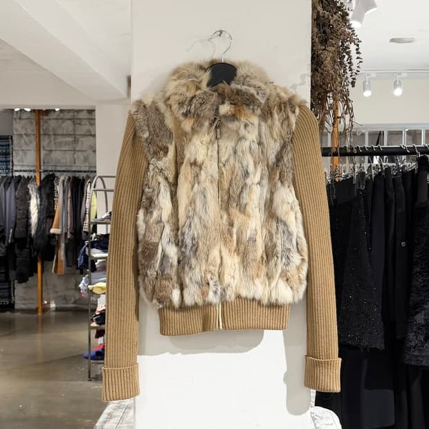 빈티지 런딥 베이지 래빗퍼 하이넥 벨티드 집업 자켓