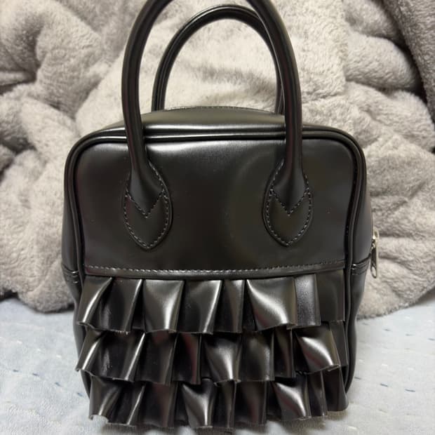 꼼데가르송 프릴백 