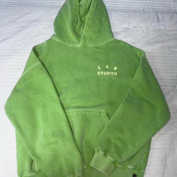 아이앱 스튜디오 후드 피그먼트 그린