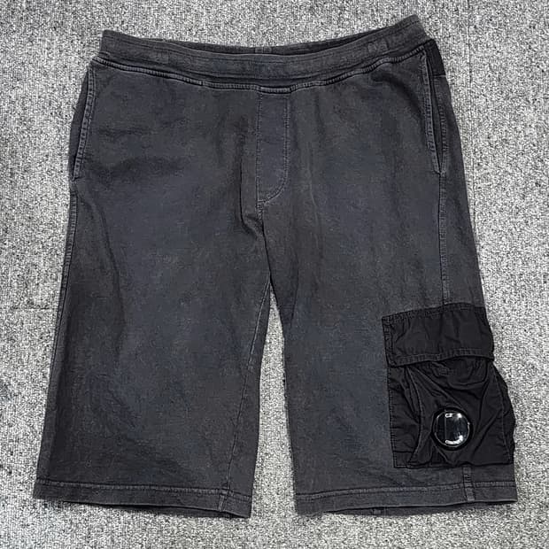 CP company 빈티지 렌즈 와펜 포켓 카고 쇼츠 반바지 14