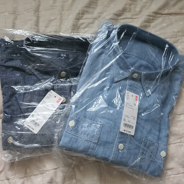유니클로 UNIQLO 샴브레이 워크 셔츠 XL (미개봉 새 제품)