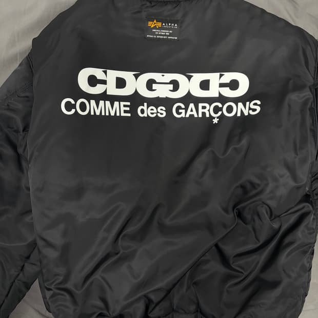 CDG X ALPHA INDUSTRY 웹봄버(XL)