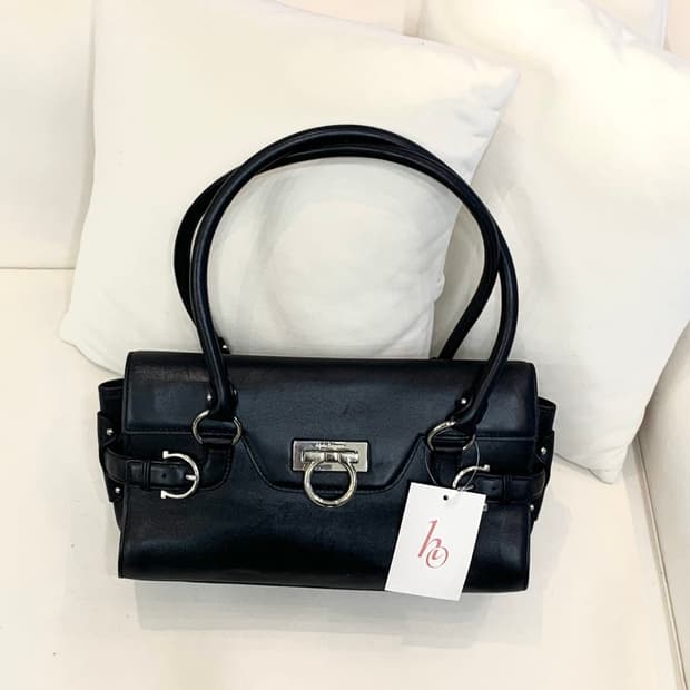 페라가모 간치니 바게트백 (정품)