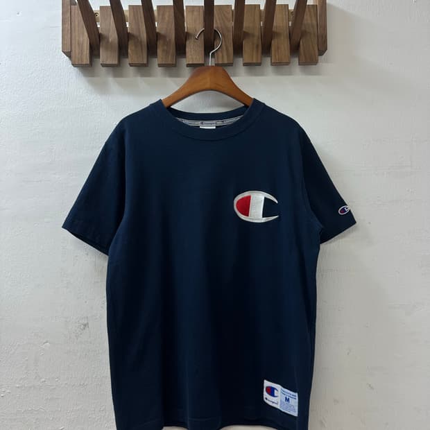JPN champion 일본 챔피온 빅로고 자수 코튼 티셔츠