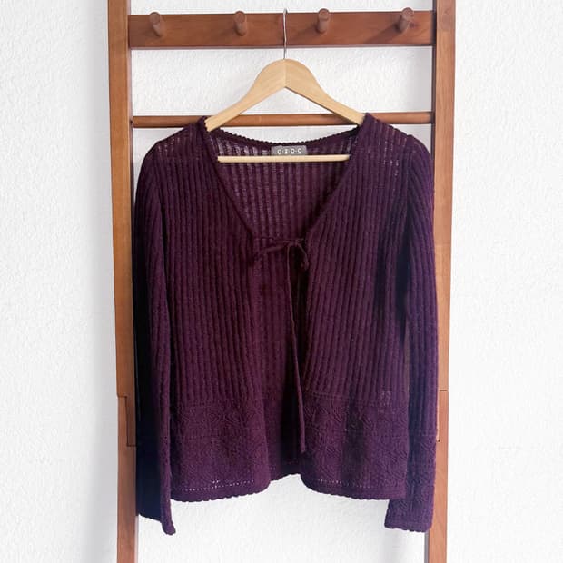 여름의 와인빛 니트 가디건