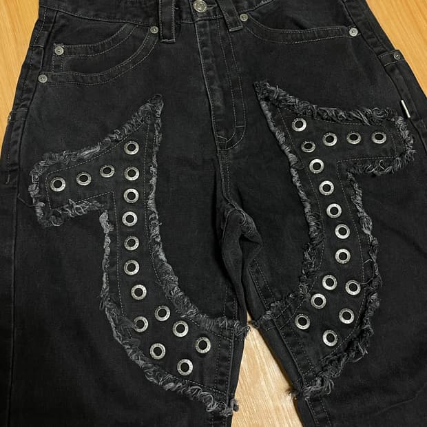 트루릴리전 icyto 스터드 데님팬츠 흑청