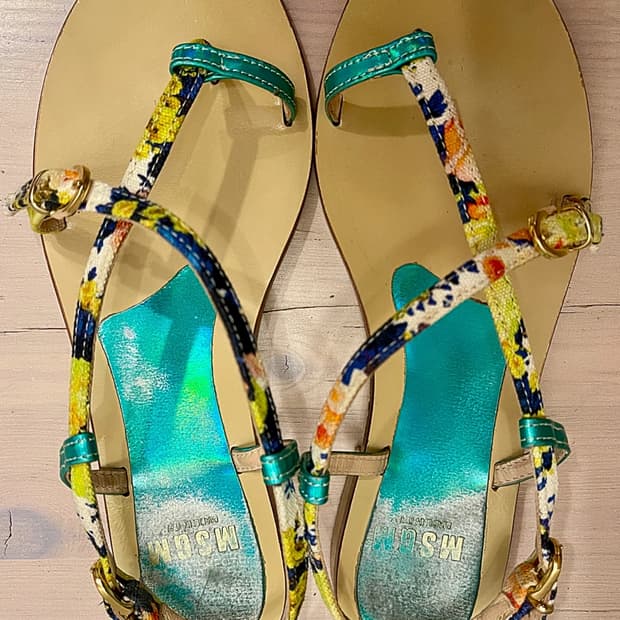 MSGM 플라워 패턴 여성 샌들 37/240