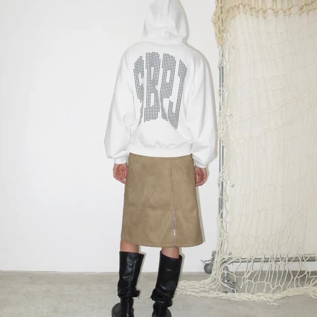 썬번프로젝트 SBPJ Star Hoodie