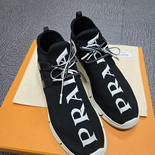 [특가][정품]프라다 니트 스니커즈 5사이즈