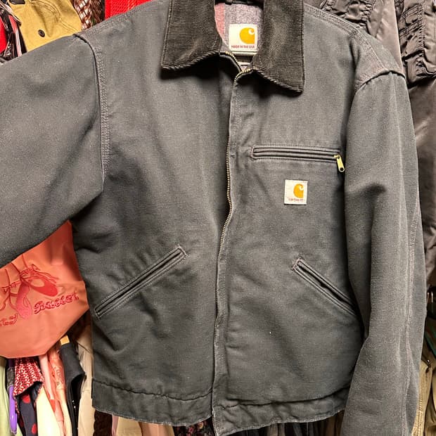 칼하트디트로이트 자켓 판매합니다