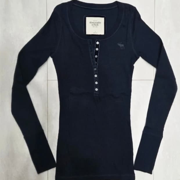 아베크롬비 헨리넥