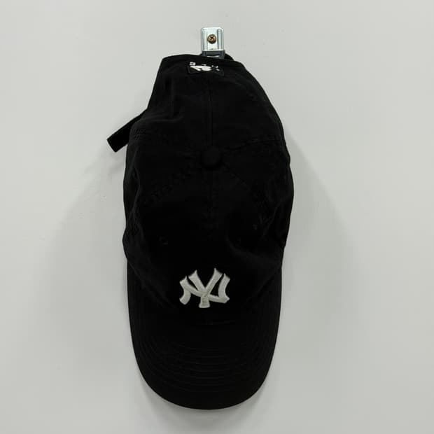 MLB 블랙 볼캡