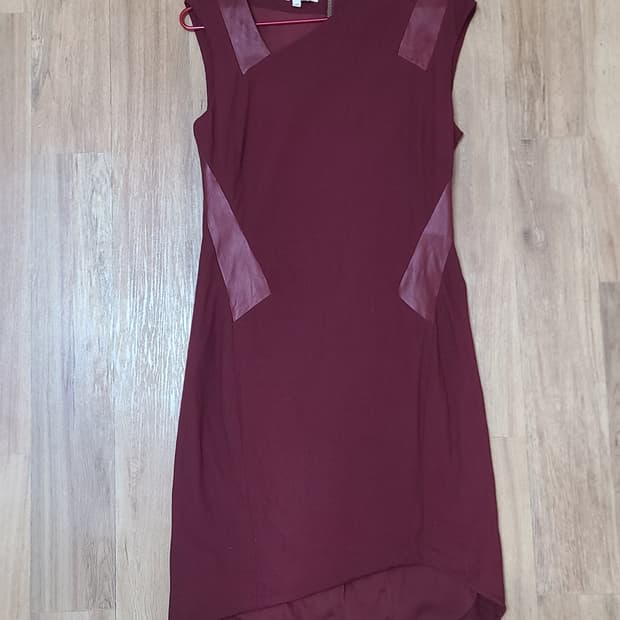 헬무트랭 비대칭 버건디 원피스 사이즈4